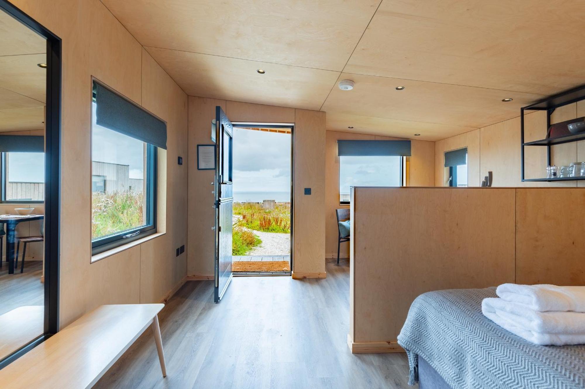 Rustic Cabins, Sea Views From Rewilded Farm With Highland Cows St Andrews Exterior photo