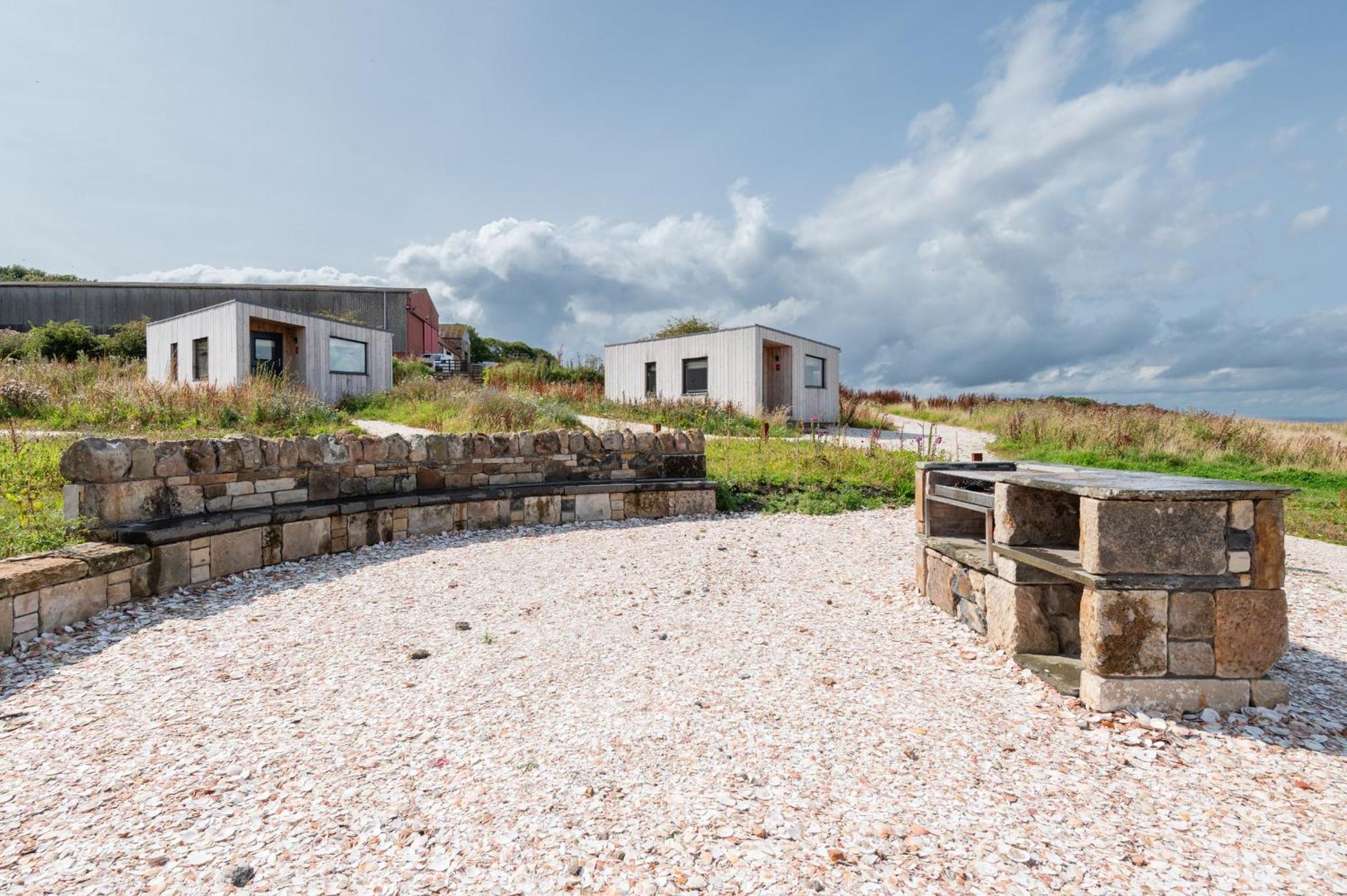 Rustic Cabins, Sea Views From Rewilded Farm With Highland Cows St Andrews Exterior photo